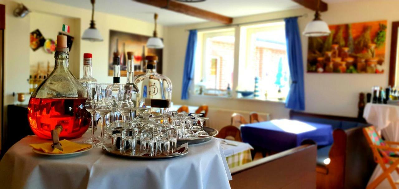 Gasthaus Zum Seestern Hotel Ravensbruck Eksteriør billede